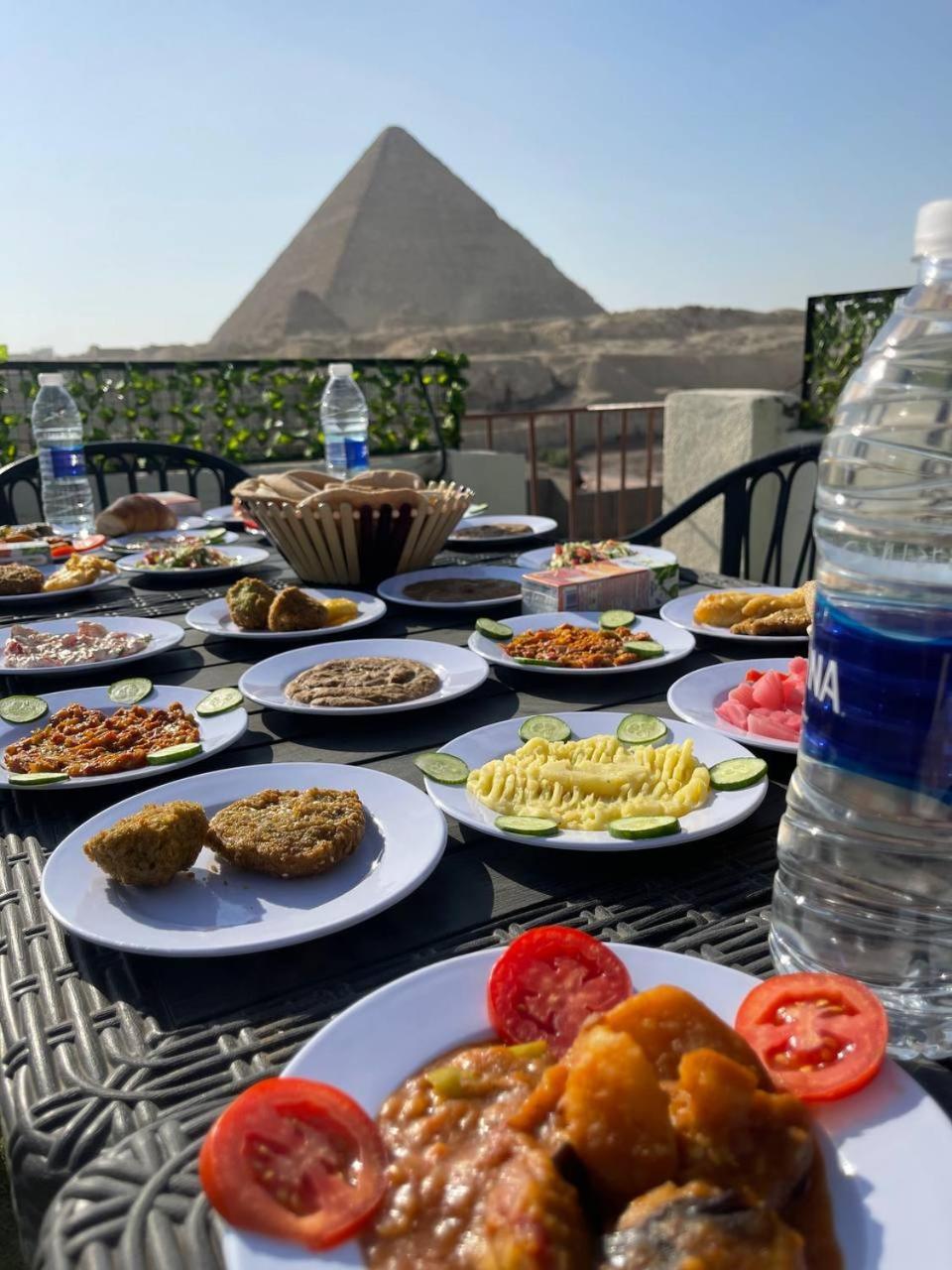 Solima Pyramids Inn Kafrat al Jabal Exterior photo
